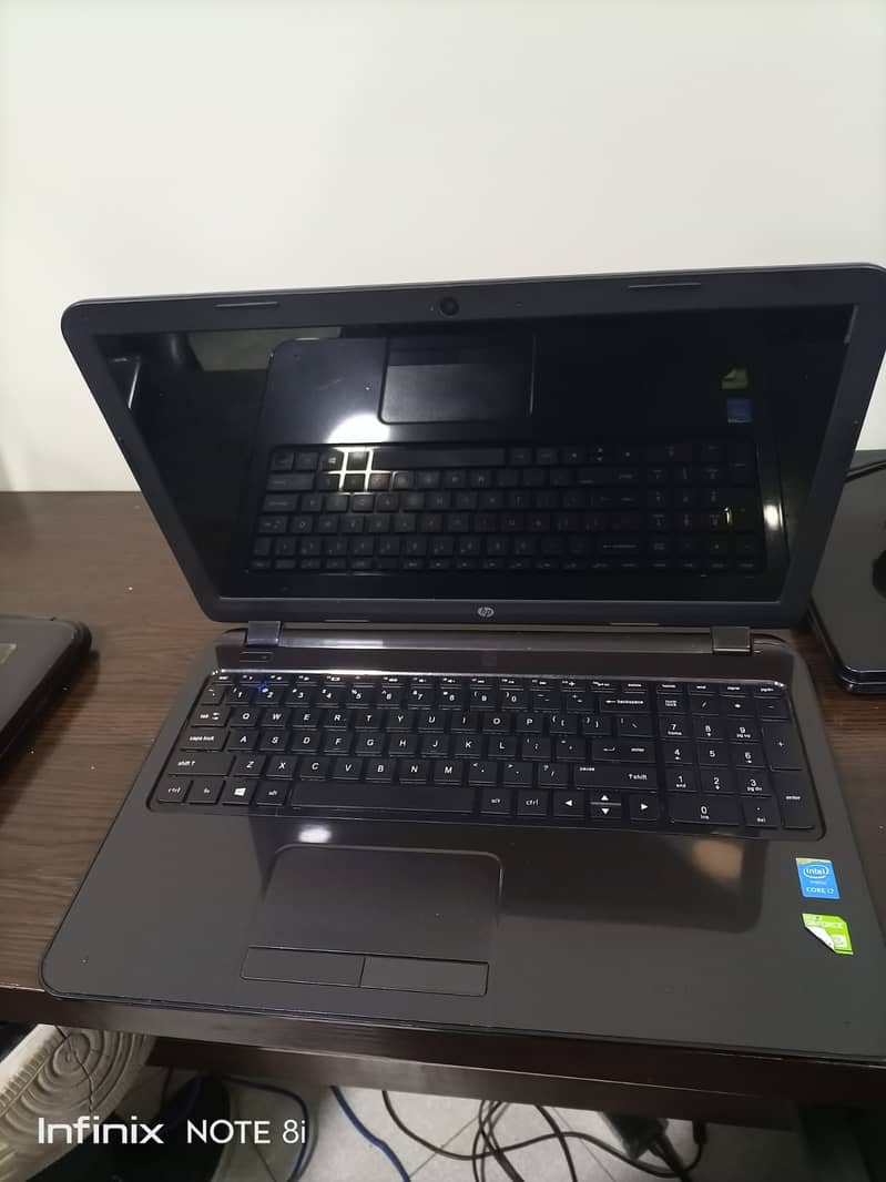 HP multiples Laptops 4