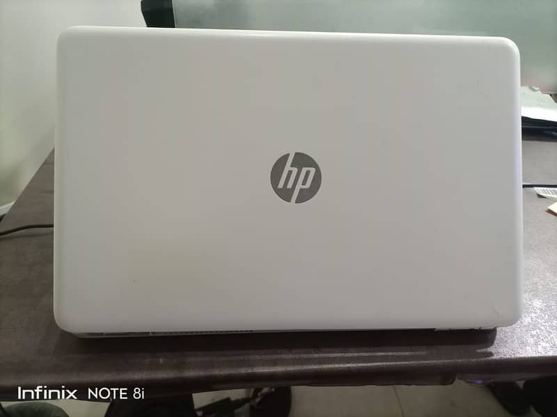 HP multiples Laptops 10