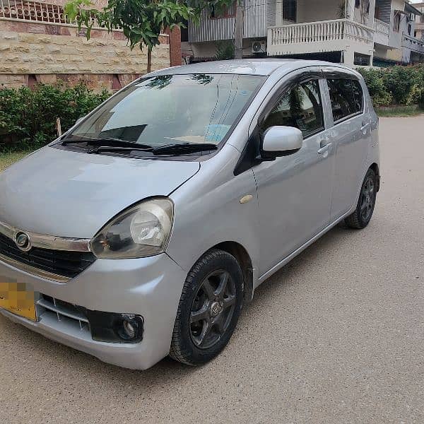 Daihatsu Mira 2013 1