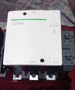 Schneider electric Lc1f330