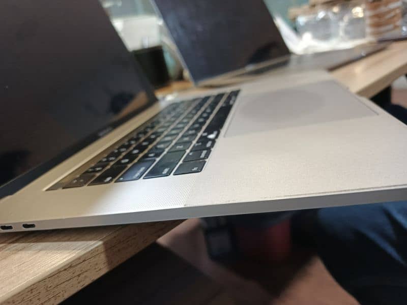 Macbook pro 2018 5