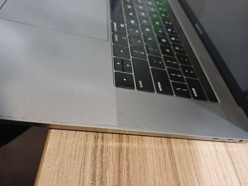 Macbook pro 2018 7