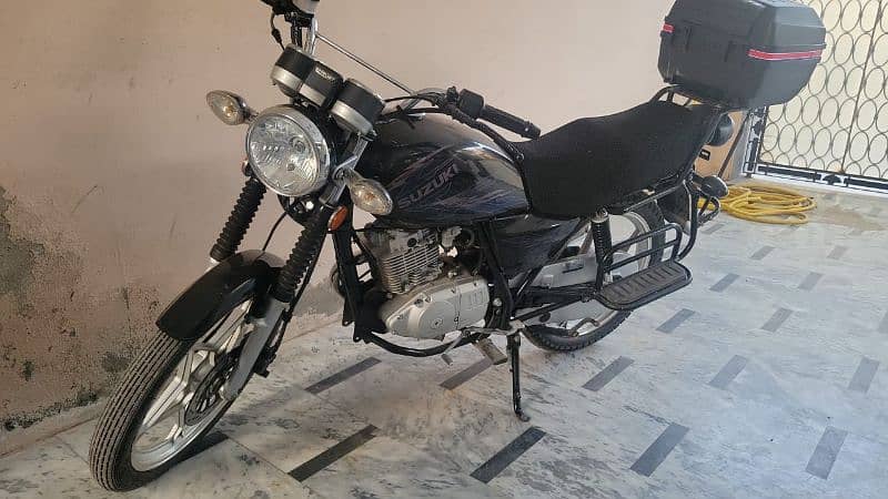 suzuki 150GS 2