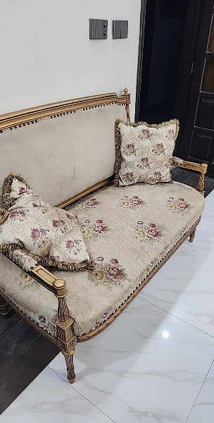 comfortable sofa 2 seater 3