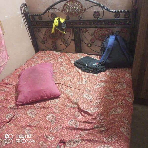 urgent sell double bed full iron 0