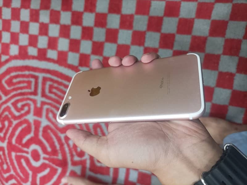 I PHONE 7 plus NON PTA 1