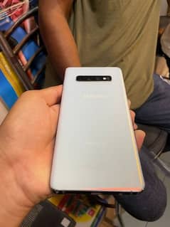 Samsung S10 plus dual sim Pta approved with box