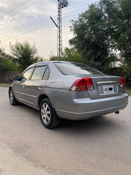 Honda Civic EXi 2005 8