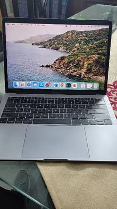 MacBook Pro 2017 13'inch for Sale