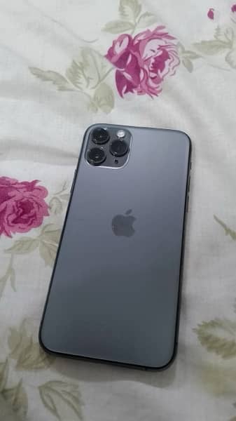 iphone 11 pro 64 GB Factory unlock non pta 10/10 without box 0