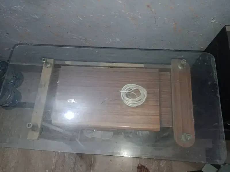 Computer/ Laptop Table for sale call 03064300325 3