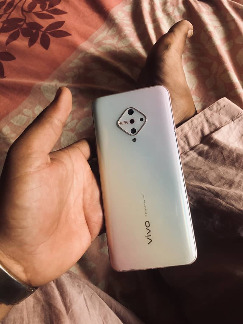 Vivo s1 Pro 0