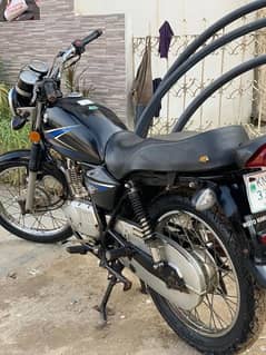 Suzuki GS-150 Urgent Sale Cash Need Battery nhi hai chori hogai