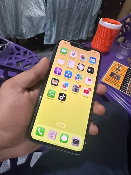 iphone 11 pro max 1