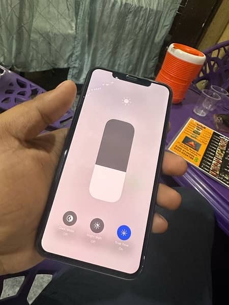 iphone 11 pro max 7