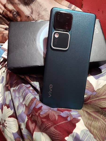 vivo v30 6