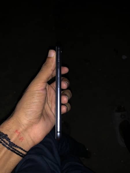 iPhone 8 Non PTA 2