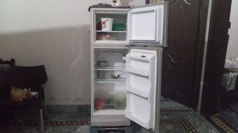 Dawalance Refrigerator Medium 1