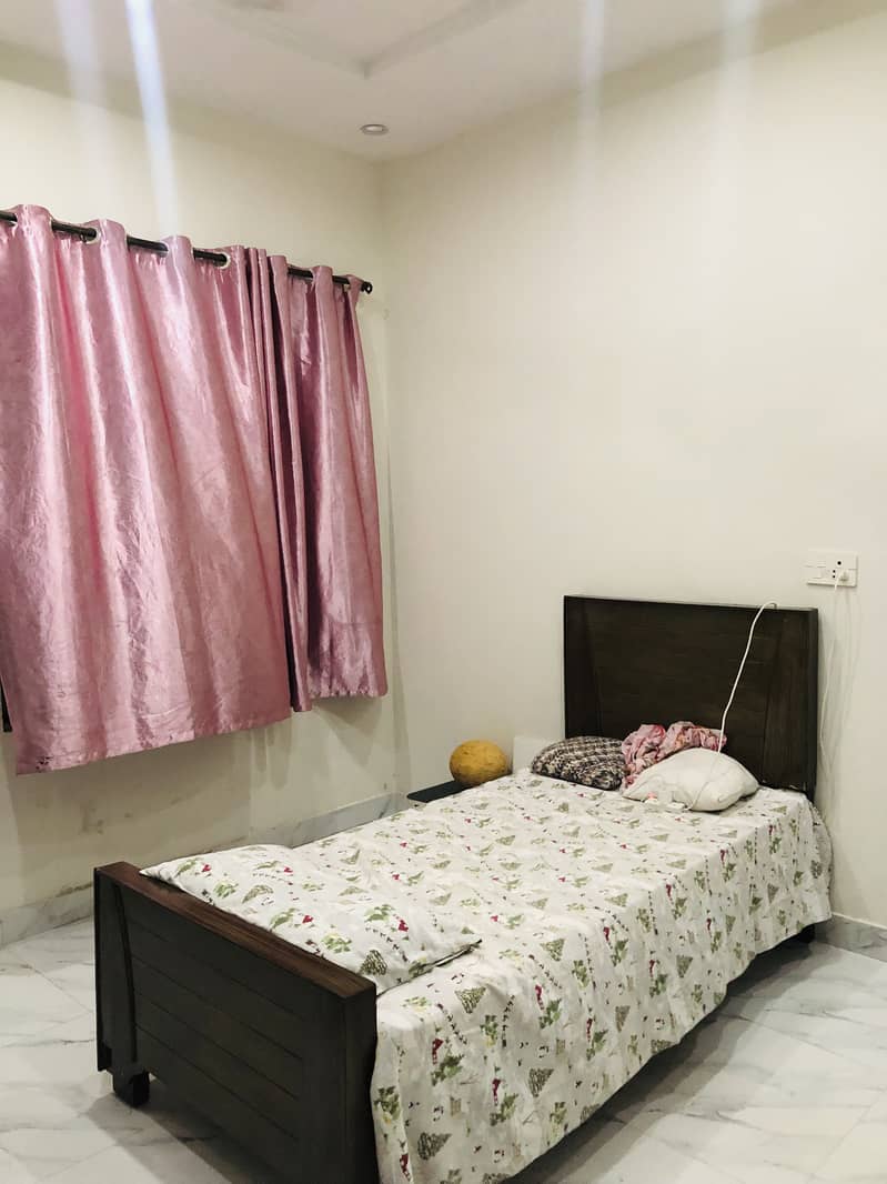 Best for PIFD Students/Hostel for Girls only 4