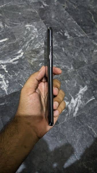 OnePlus 8 5g 1