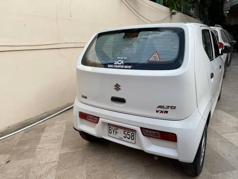 Suzuki Alto 2022 Suzuki Alto VXR AGS 2022 White Color 3