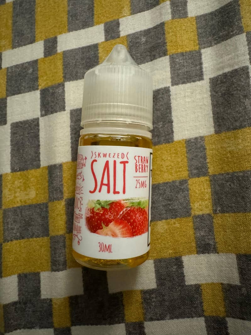 Strawberry Vape Flavor - Skwezed 30ml (25 mg) 0