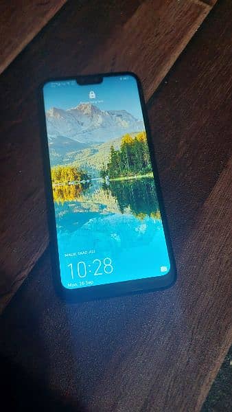 Huawei y9 2019. . . . . . . 4/64 5