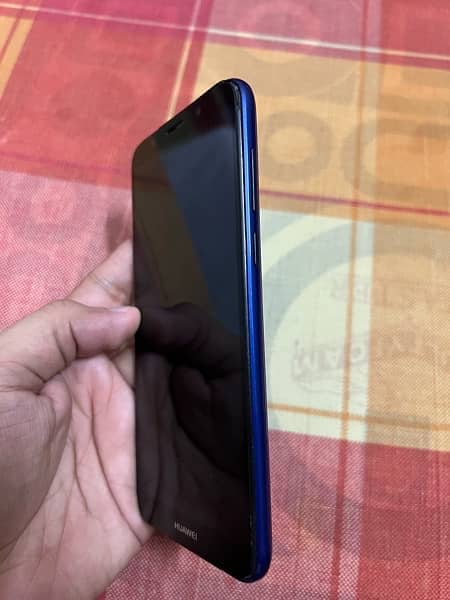 Huawei Y5 Prime 2018 4