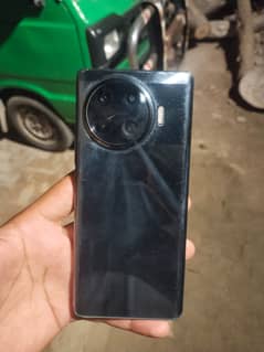 Tecno spark 20pro condition 10/10 with box and original charger