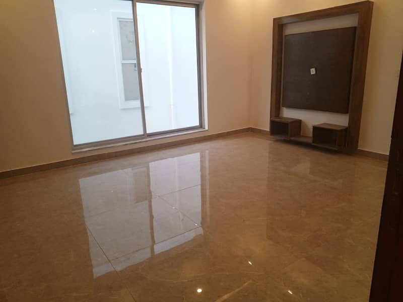 Dha phase 8 Ex Air Avenue kanal brand new full house for rent 6