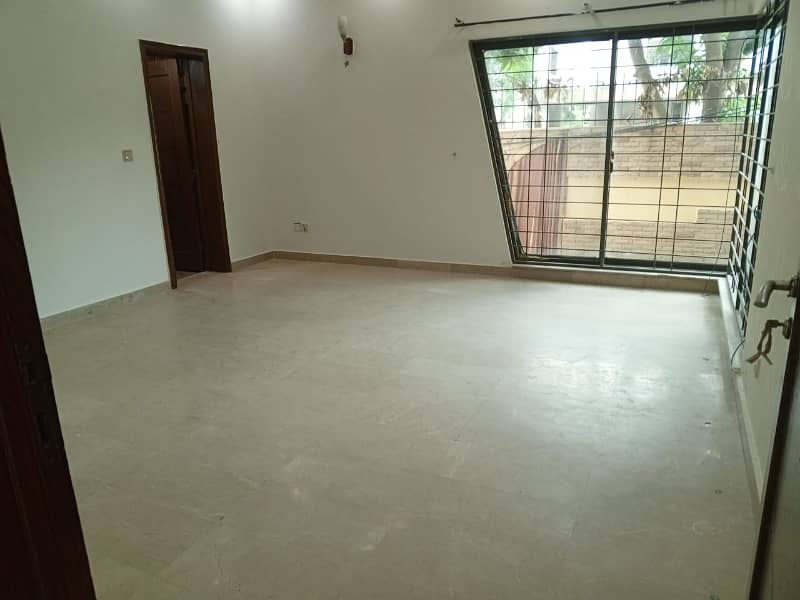 Dha phase 4 kanal full house for rent 1