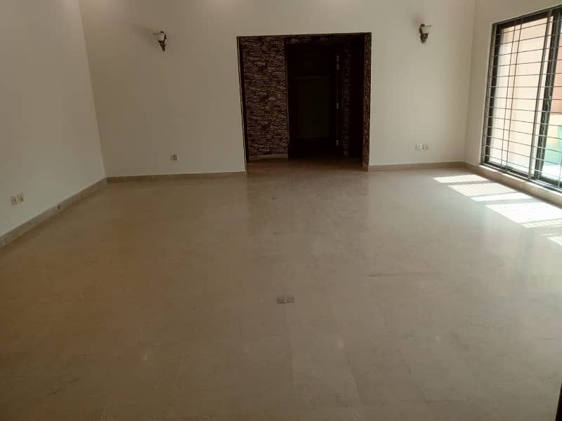 Dha phase 4 kanal full house for rent 11