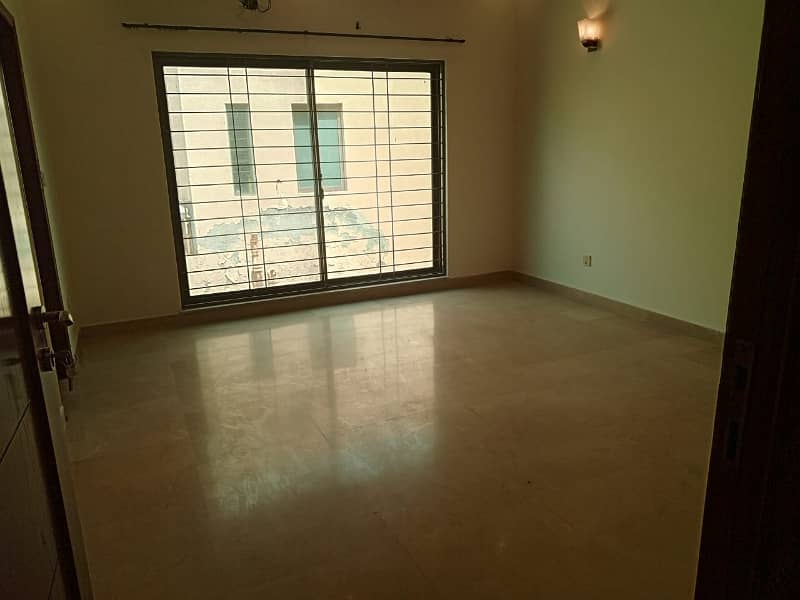 Dha phase 4 kanal full house for rent 15