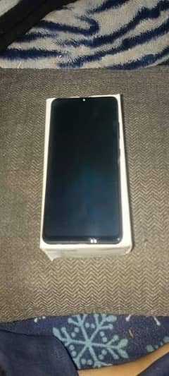 samsung glaxy A32 with box