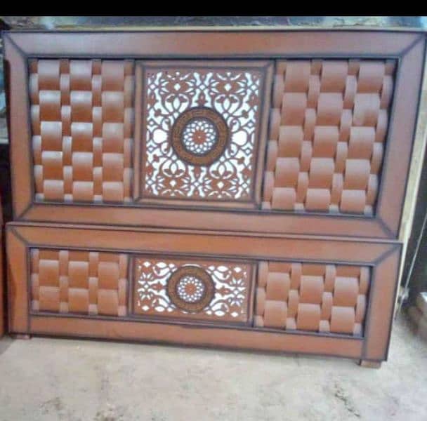 A1 quality king bed available very low price 2