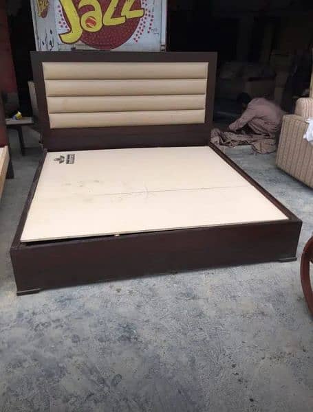 A1 quality king bed available very low price 14