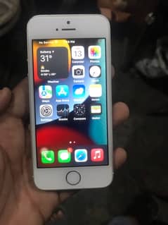 IPhone SE  16 Gb   all apps working  what app 03288071648