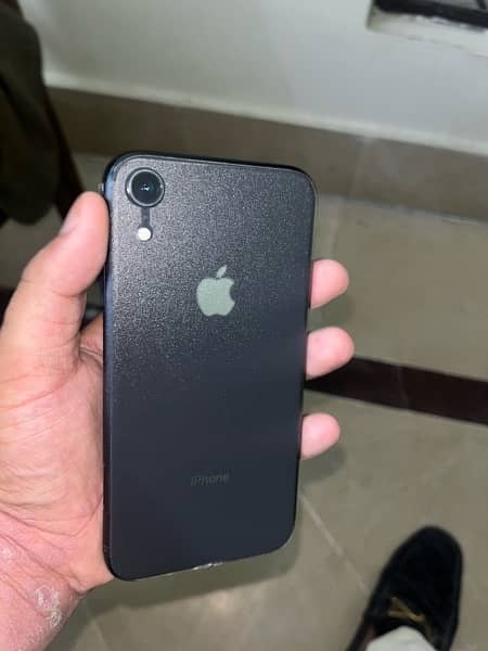 iPhone XR (Jv) 1