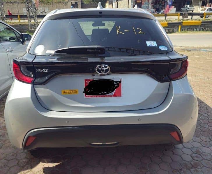 Toyota Yaris japanii 2021/2024 8