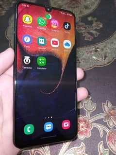 Samsung A50