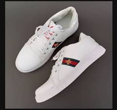 MEN'S SPORTS SHOES WHITE