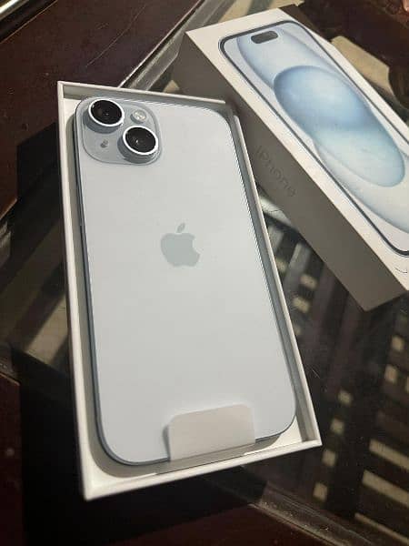 Iphone 15 just box open 2