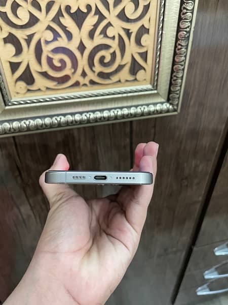 IPHONE 15 PRO MAX UNLOCK HK 3