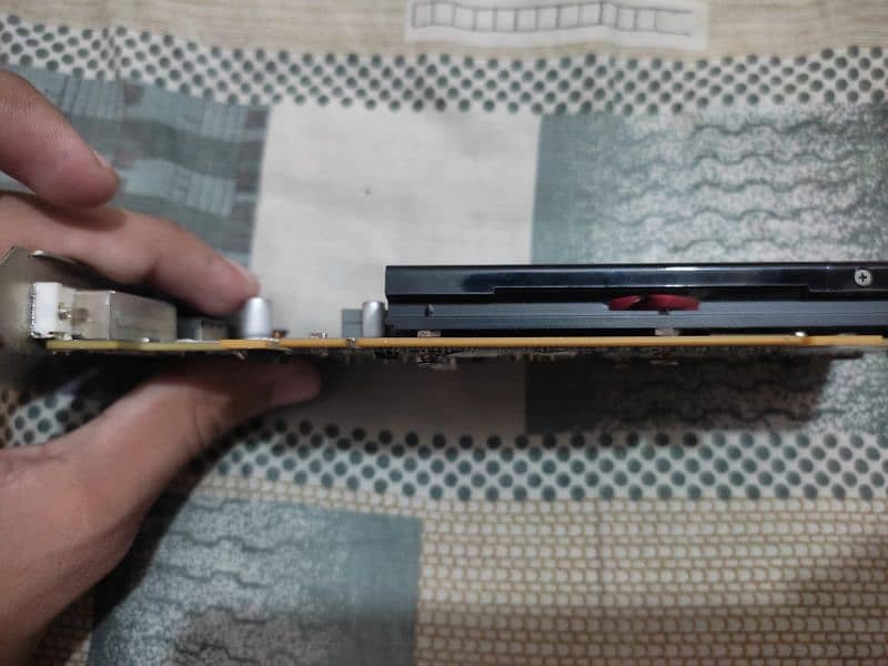 AMD RADEON HD 7570 1GB DDR5 2