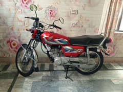 ALMOST BRAND NEW CG125 FOR SALE