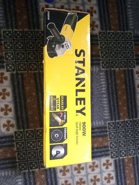 Angle Grinder 4” 100mm 900W STANLEY 5