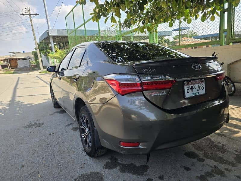 Toyota Corolla GLI 2018 Auto 1st Owner 2