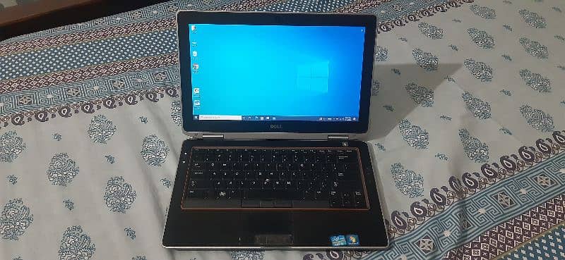 Dell latitude E6320 core i5 2nd generation/ Laptop for sale 0