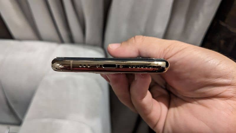 Iphone xs - 64 gb - PTA 1