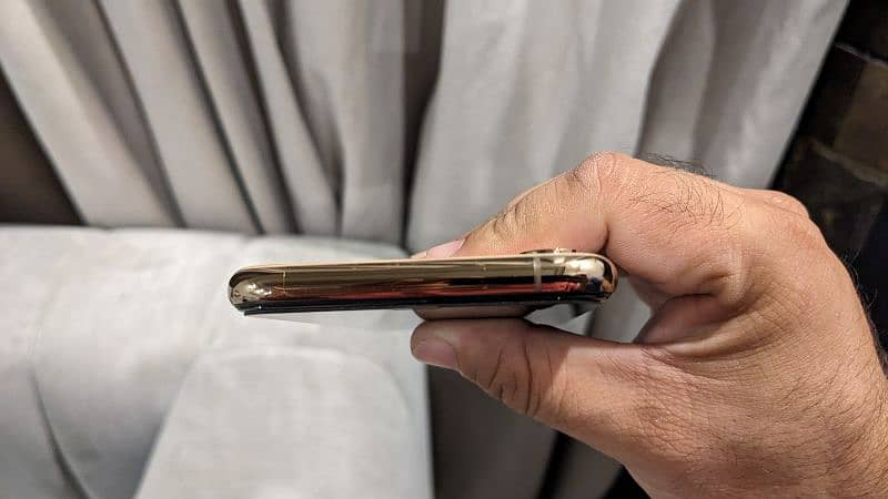 Iphone xs - 64 gb - PTA 2